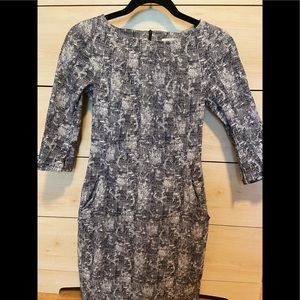 M.M. LaFleur Aditi Crackle *Set*-2 dresses/1 skirt